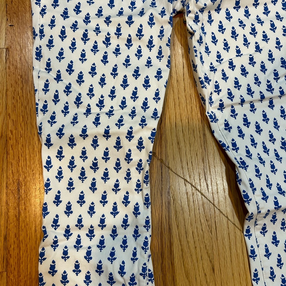 J.Crew toothpick ankle white pants with blue flower pattern - Picture 4 of 13